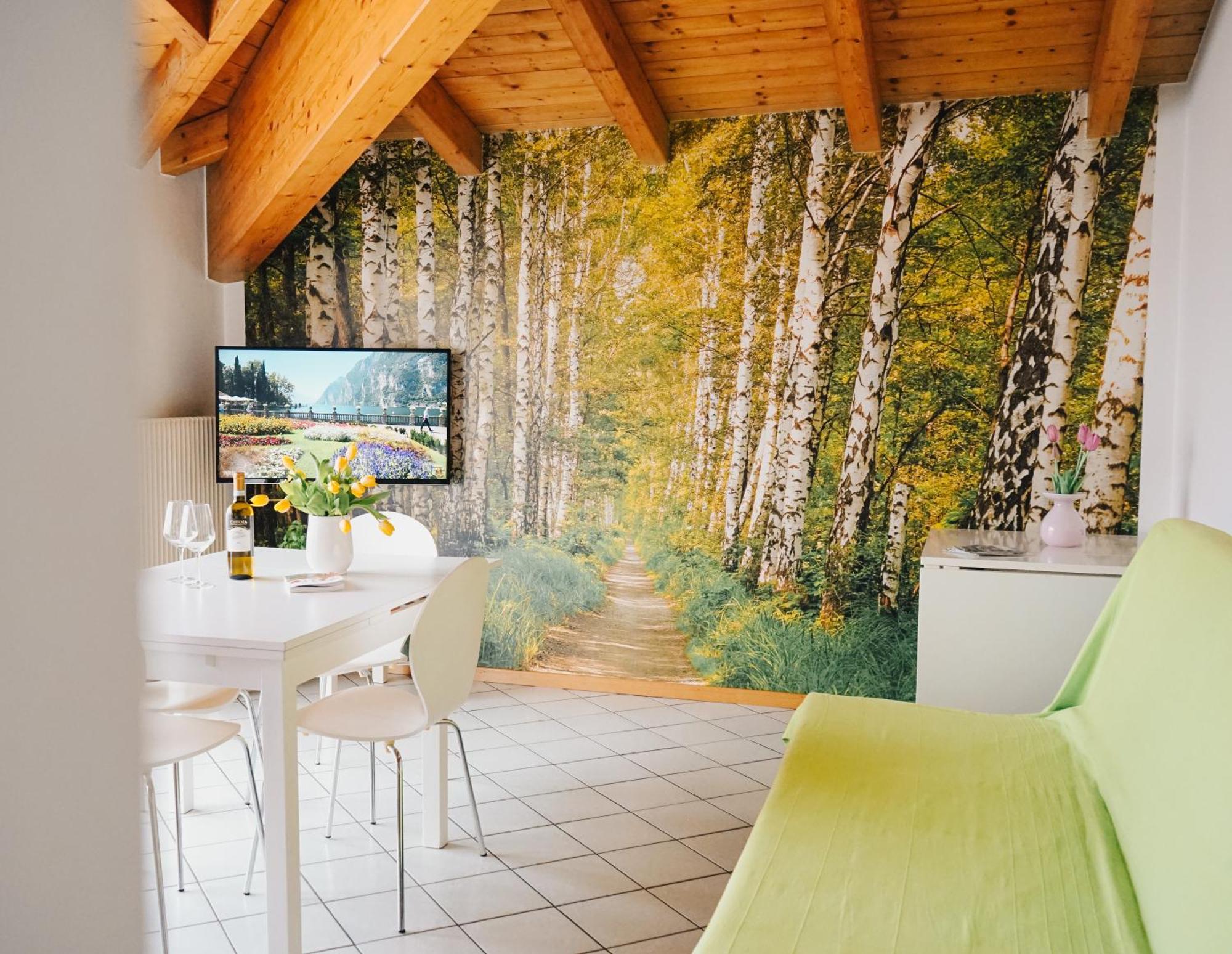 Appartamento Betulla - Peaceful & Happy Stay Riva del Garda Bagian luar foto